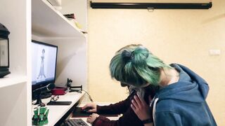 Stepsister rewards nerdy stepbro with a blowjob for his physics notes.