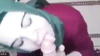 Arab Hijab Girls Sucking and Handjob Compilation