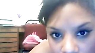 Daphne Shaving Her Sweet Pussy. Black Amateur Webcam Solo.