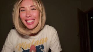 Stepdaughter persuades stepdad to fuck her