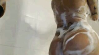 Big Booty Latina With Huge Tits In The Shower -2