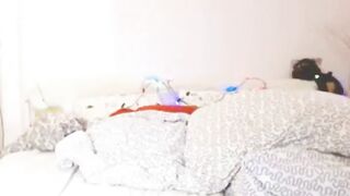 Busty Flirty Camgirl Toys Her Big Natural Tits and Pussy