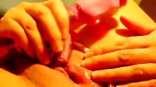 Webcam girl uses sex toy on her wet puffy pussy.