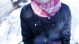 Teen Schoolgirl Gives Risky Public Blowjob in the Park -2