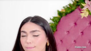 Gorgeous Brunette Plays Her Cute Pussy on Webcam