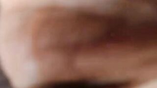 Mature Latina Squirts on Webcam