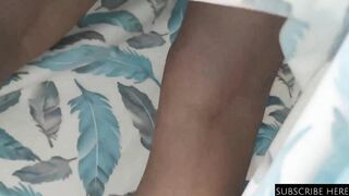 شرموطة مصرية بطيز مربرب يجنن قالعة الفيزون و تصرخ تقلو كفايه كده انا عوزاك تنكني جيني بسرعه عالبيت