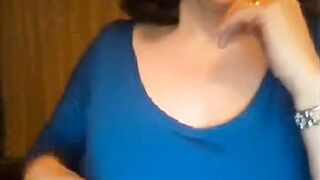 Big-Breasted British Mature Webcam: Oxford's Girl