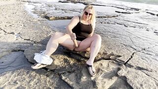 Blonde MILF Masturbates and Squirts on Public Beach