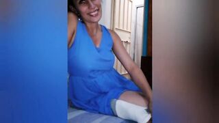 Pregnant Latina Babe Masturbates with Her Feet