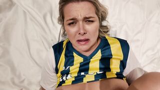 Babam eve gelmeden önce Türk üvey annemi siktim