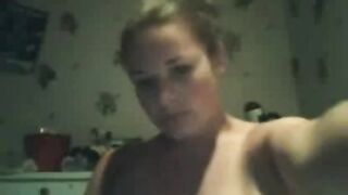Creamy Pussy Squirts on Webcam -7