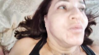 Cheating MILF takes it up the ass for a ring!