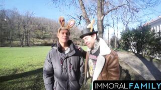 Katy Rose & Mia Trejsi Easter Egg Hunt Turns Into Double Pussy Penetration (dpp) Foursome