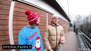 Stepson Films His Stepdad Rimming Threesome W Foxy Freaks W Fat Asses Jennifer Mendez & Tabitha Poison – Immoral Family 4k