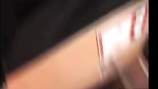 Pipe en public - une brunette française amateur