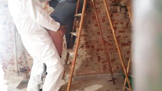 On a Building Site, I Pay a Worker with Anal and Get Cum in My Ass