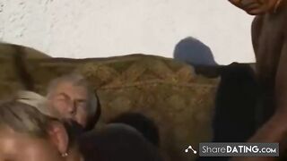 Blonde Amateur Fingers Herself Solo -2