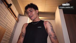 Do it slowly so my stepmother doesn't suspect anything! - Threesome with two busty Colombian women