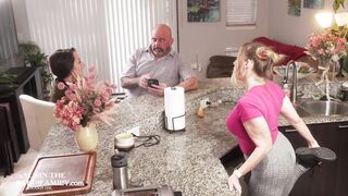 Tiny Sexfreak StepDaughter Freya Von Doom Gets Pussy Stretched By StepDad Scott Trainer 3/4