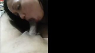 Hot Indonesian Amateur MILF Blowjob