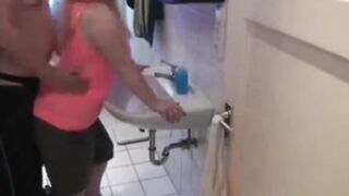 Deutscher Amateur-Analfick mit Spermaschluck-Finish