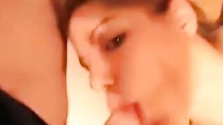 Svensk blond amatör suger Hardcore