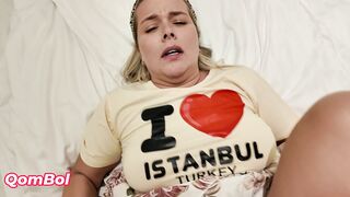 Büyük kalçalı turist kadın İstanbul'da otel personeliyle seks yaptı