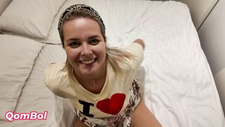 Büyük kalçalı turist kadın İstanbul'da otel personeliyle seks yaptı