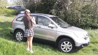 Car Wash Upskirt, No Panties - Public Flashing