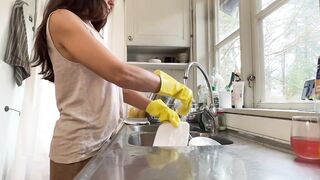 I was doing the dishes but my horny husband didn't let me finish and fucked me from behind in the kitchen