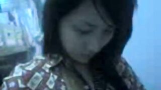 Indonesian Amateur Asian Teen Shows Her Body