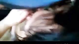 Dansk blowjob med en rodet afslutning