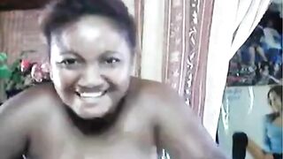 Black African Webcam Girl Nirina from Sambava, Madagascar