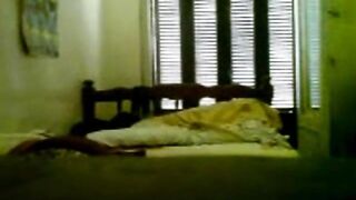 Arabisk-dansk-japansk medarbejdervoksenvideo: Egypten Forsikring Udsat