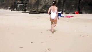 Sunbathing MILF Amateur Video