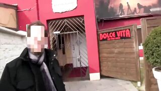 Deutsche Amateur-Blondine in Dolce Vita: Saugen und Ficken