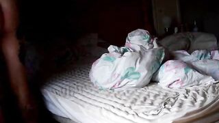 Deutsches Pärchen mit Piercings hat Amateur-Sexvideo