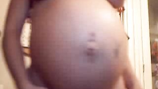 Blonde Pregnant Babe With Big Nipples