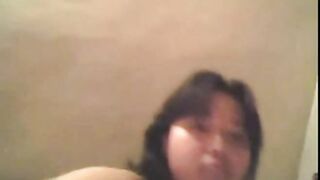 Curvy Latina on Cam Shows Off Her Hairy Assets