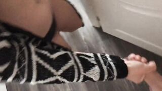 Hot Babysitter Mom Gives Me a Handjob and Shows Her Breasts