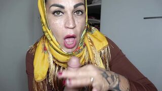 Egyptian Big Ass Stepmom In Hijab Fucked By Her Horny Stepson - سكس مصري