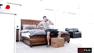 SPYFAM Scarlett Alexis Helps Stepdad Trade In VR Pussy For The Real Thing