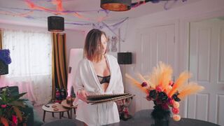Stepmom: Halloween Freeze