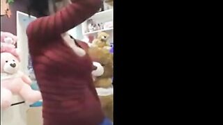 Sexy Asian Dancer from the East