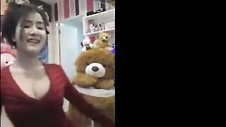 Sexy Asian Dancer from the East -2