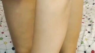 Big-Breasted Latina Webcam Solo