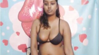Indian Amateur's Sneak Peek on Webcam