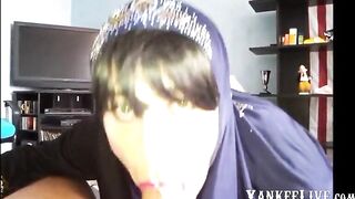 Arab Amateur Carole75 Gives a Blowjob in a Veil