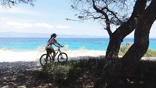 NAKED Sun Tanning Girl SPYCAM Video - SOLO Female